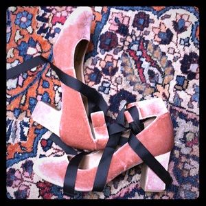 Pink velvet velour heels by Indigo Rd 9.5 NWT